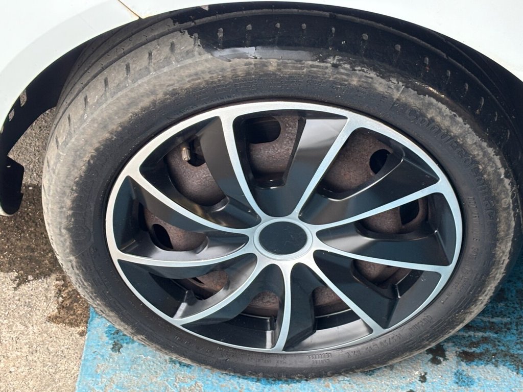 Used Ford Fiesta 2012 for sale - 76203249: Photo 24