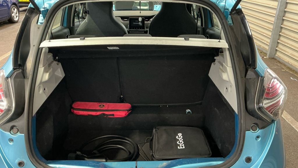 Used Renault Zoe 2021 for sale - 77779961: Photo 11