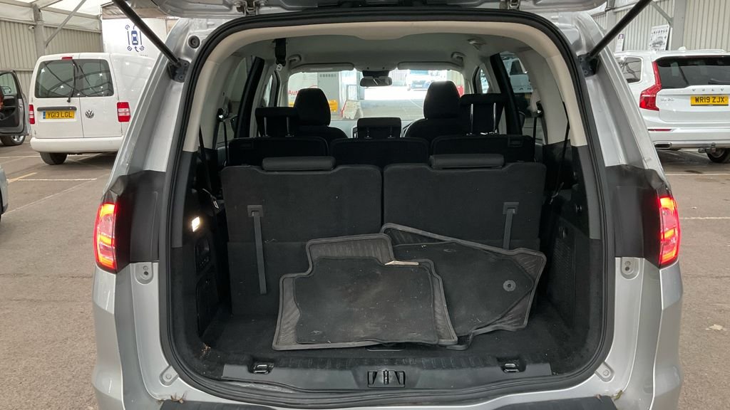 Used Ford Galaxy 2025 for sale - 76923884: Photo 10