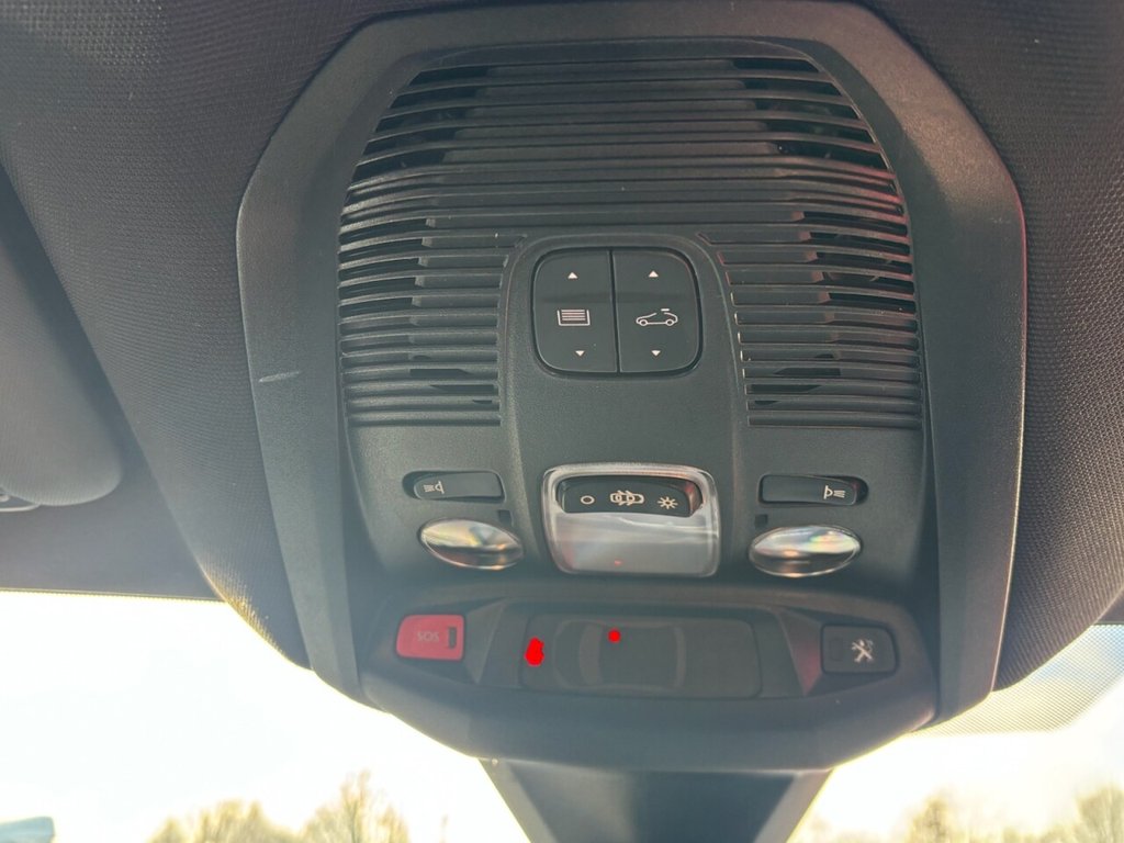 Used Peugeot 3008 2019 for sale - 77072395: Photo 39