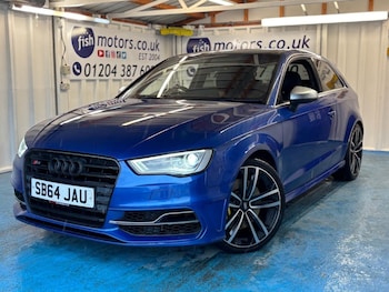 2015 (64) - 2.0 TFSI Hatchback 3dr Petrol S Tronic quattro Euro 6 (s/s) (300 ps)+2 KEYS