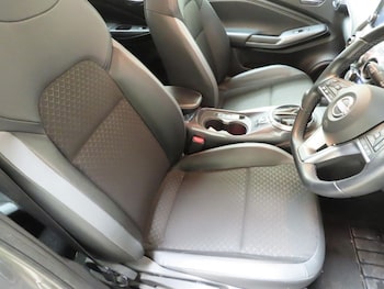 Used Nissan Juke 2023 for sale - 78501317: Photo