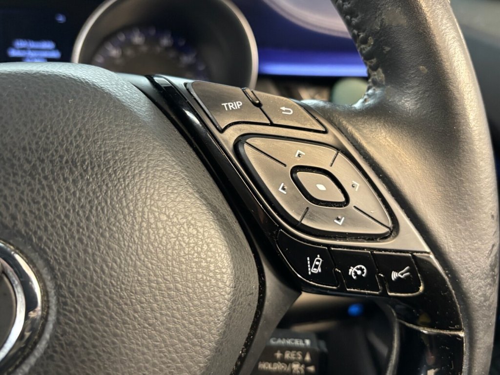 Used Toyota C-HR 2020 for sale - 76632116: Photo 29