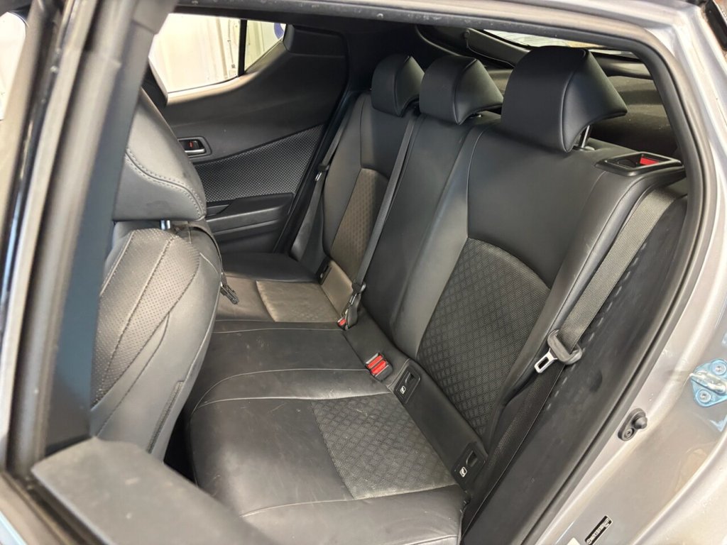 Used Toyota C-HR 2020 for sale - 76632116: Photo 31