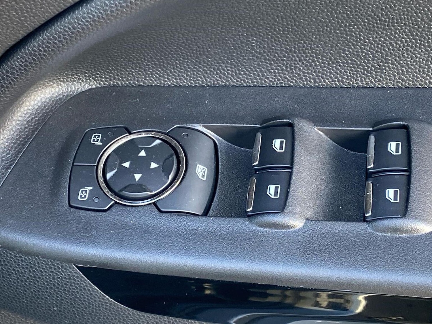 Used Ford Ecosport 2023 for sale - 77932917: Photo 21