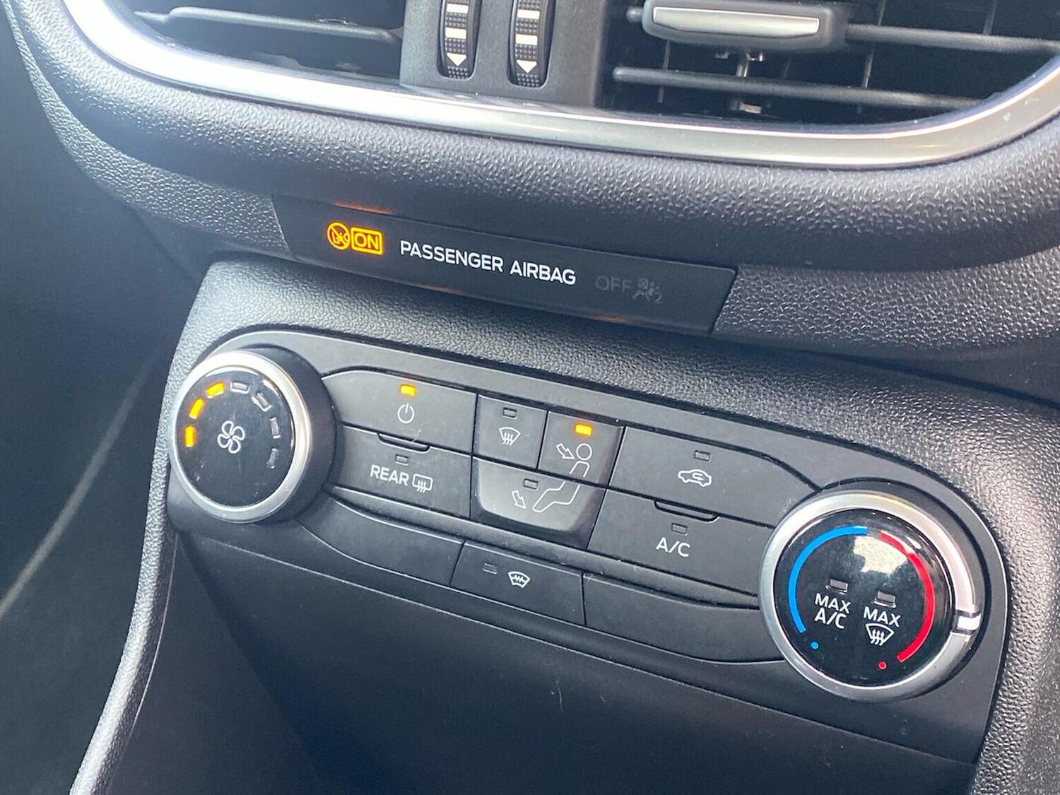 Used Ford Fiesta 2018 for sale - 76352515: Photo 12