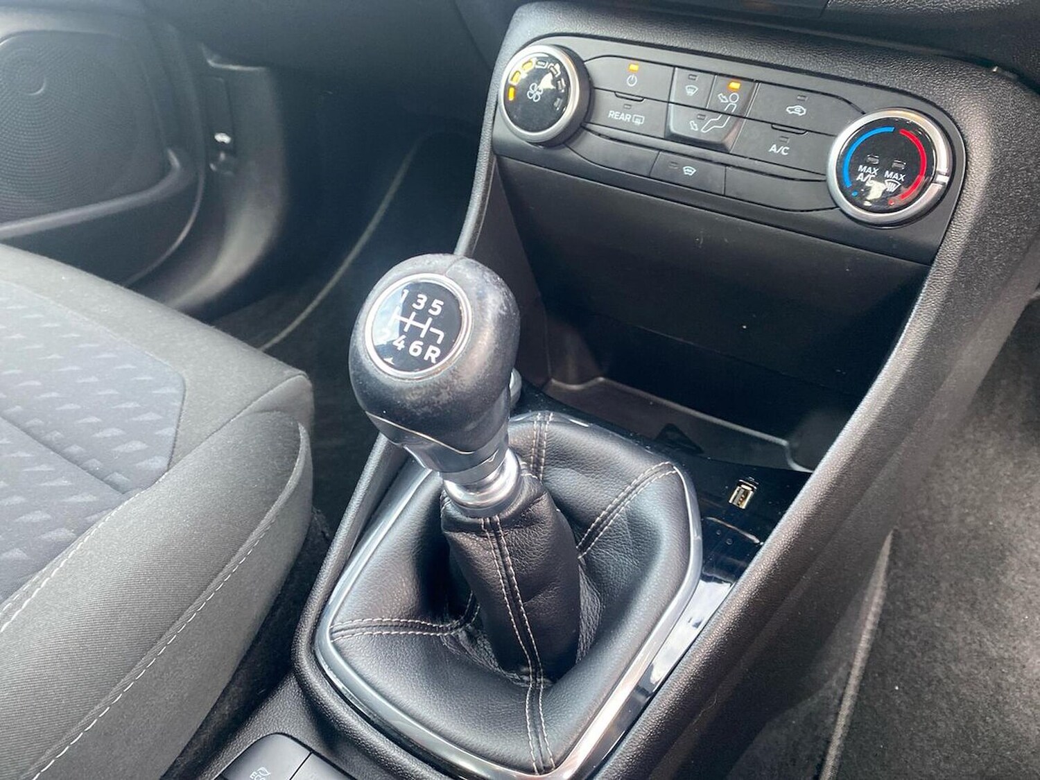 Used Ford Fiesta 2018 for sale - 76352515: Photo 13