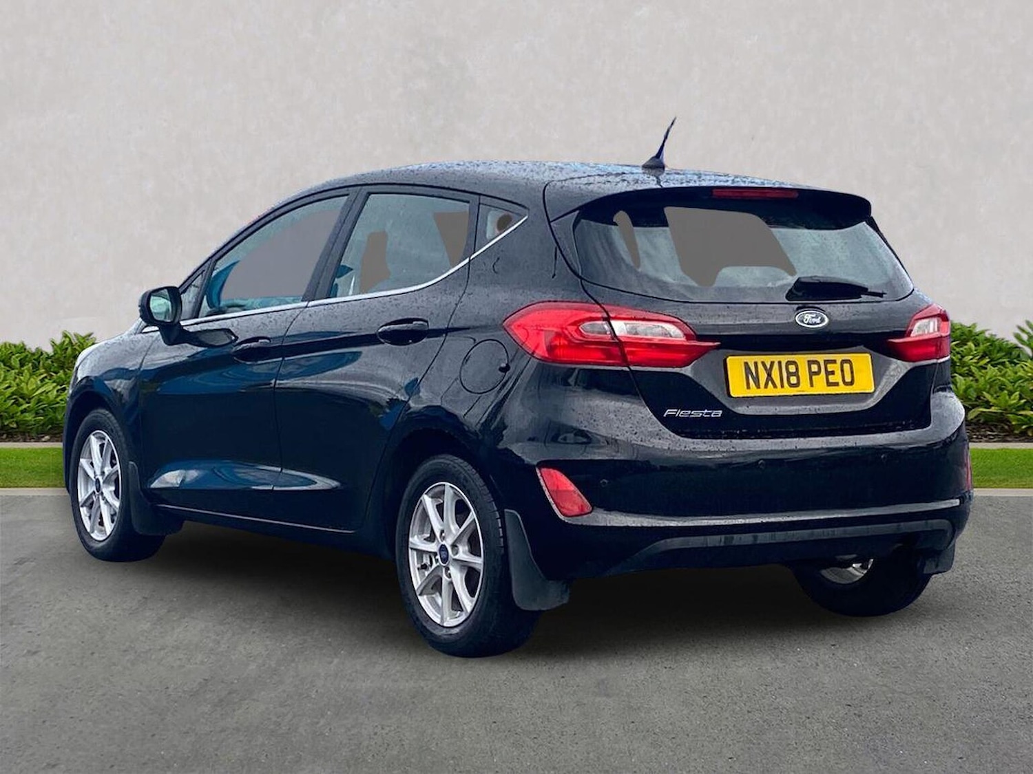 Used Ford Fiesta 2018 for sale - 76352515: Photo 2