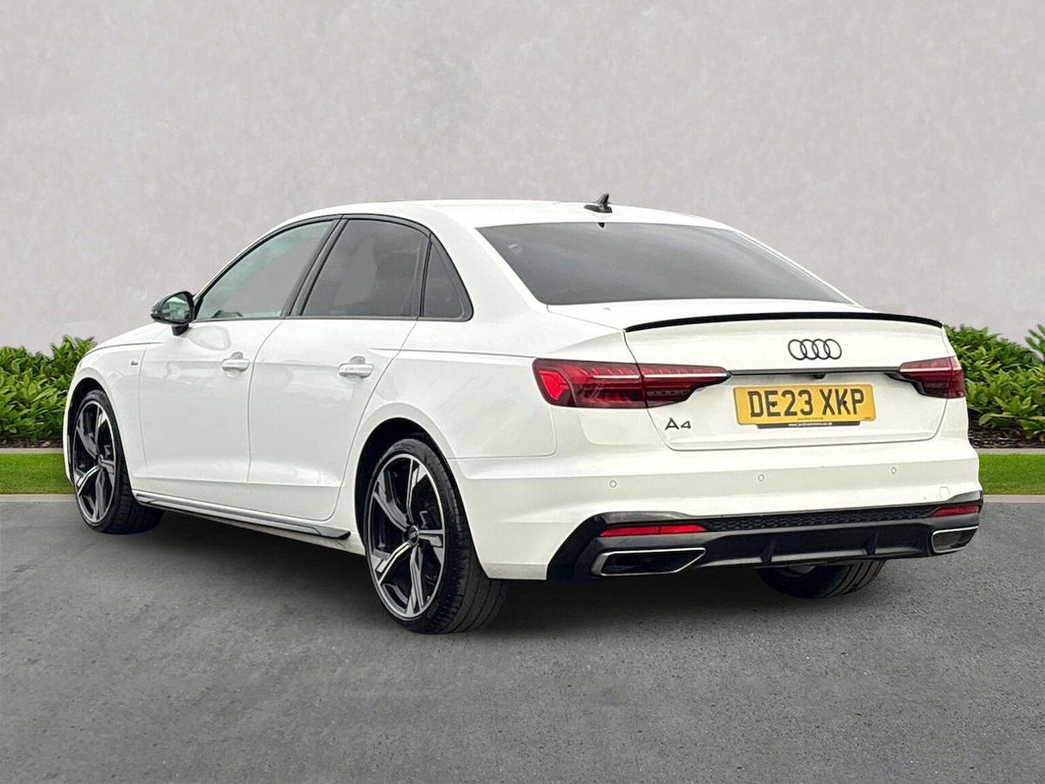 Used Audi A4 2023 for sale - 76809393: Photo 2