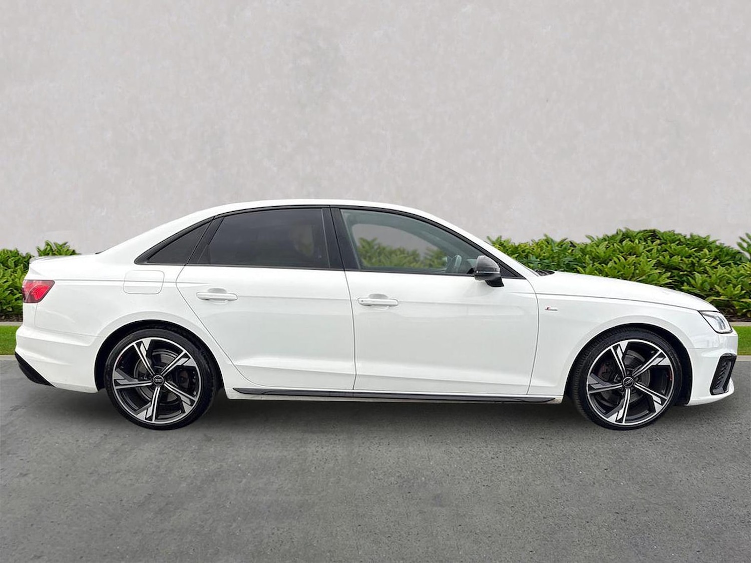 Used Audi A4 2023 for sale - 76809393: Photo 3