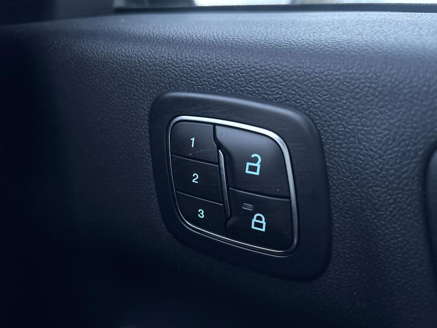 Used Ford Kuga 2025 for sale - 76893281: Photo 47