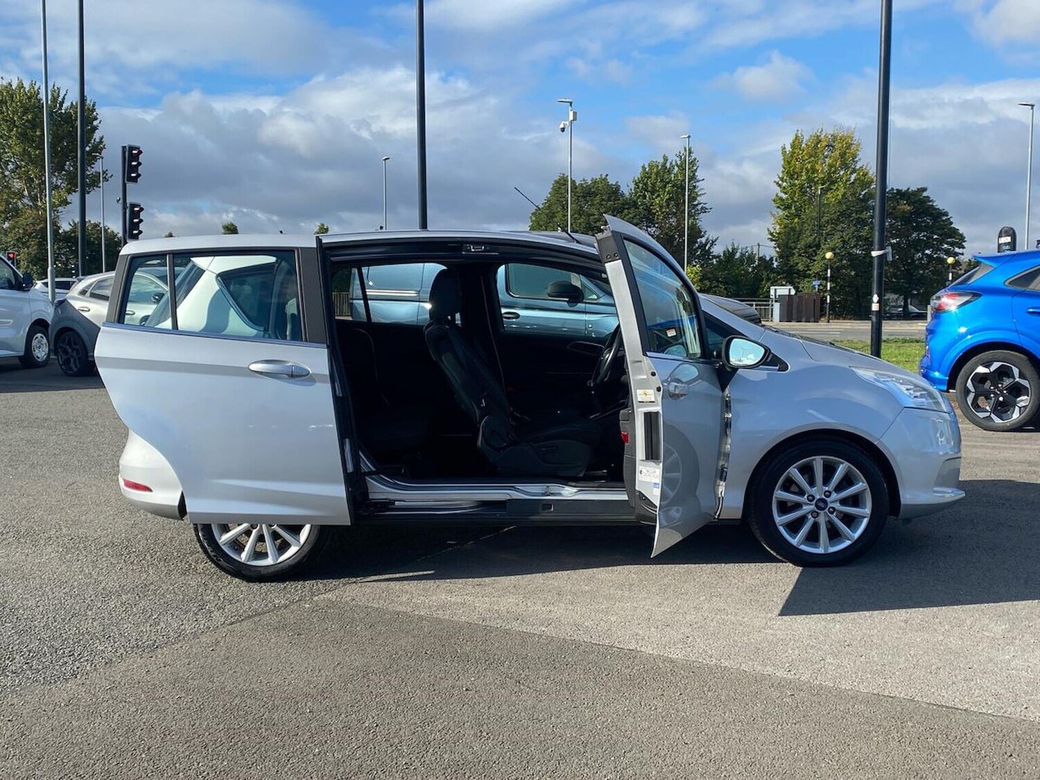 Vehicle 39