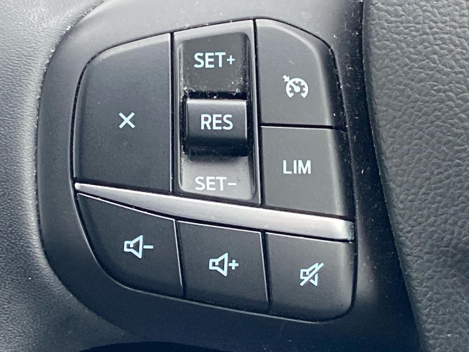 Used Ford Kuga 2022 for sale - 78195084: Photo 28