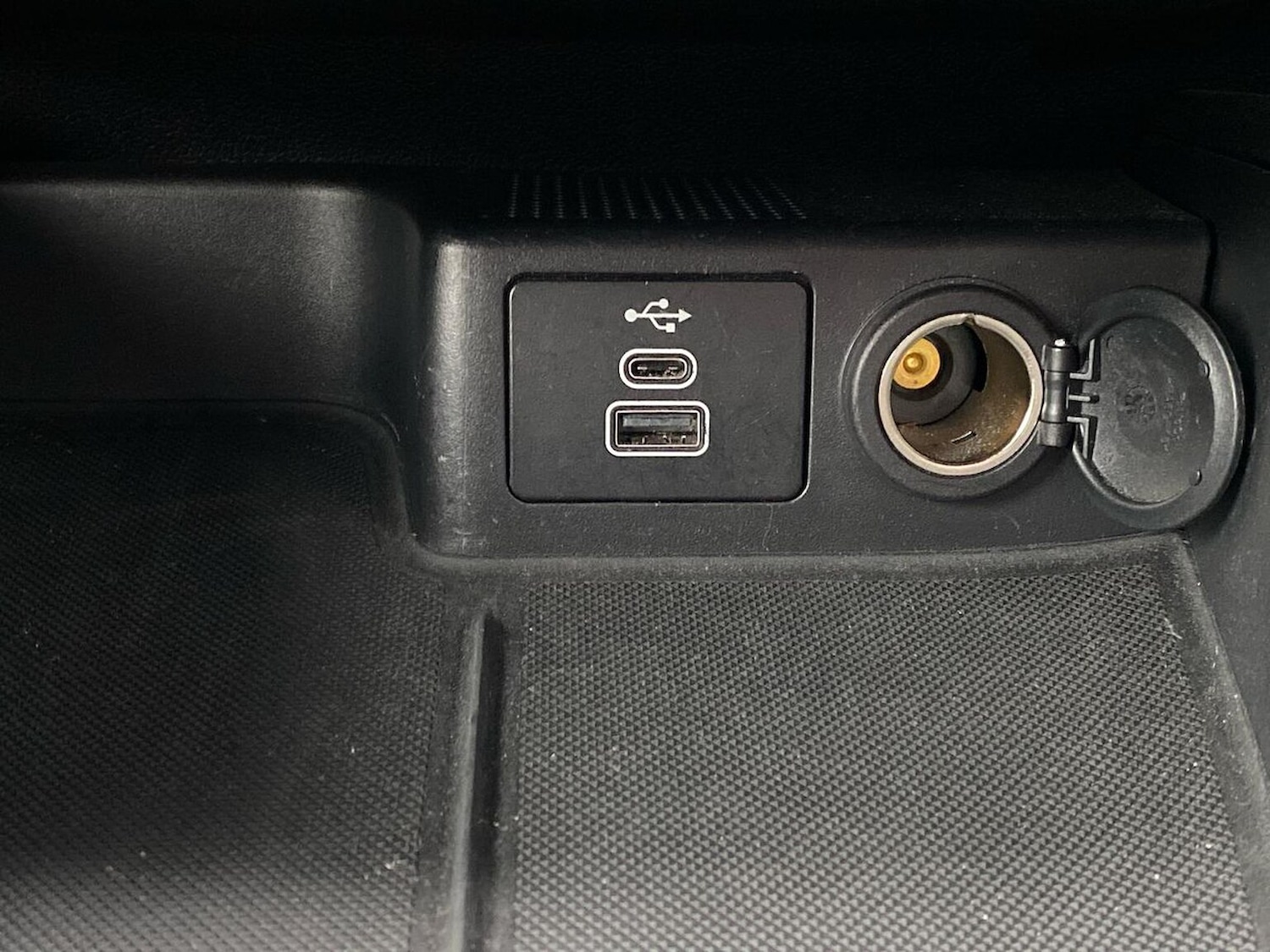 Used Ford Kuga 2022 for sale - 78195084: Photo 42