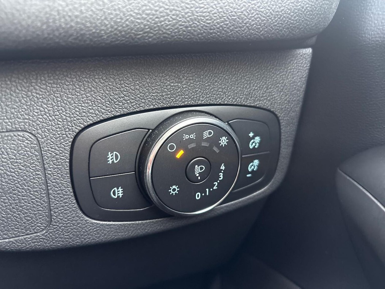 Used Ford Focus 2022 for sale - 76618521: Photo 22