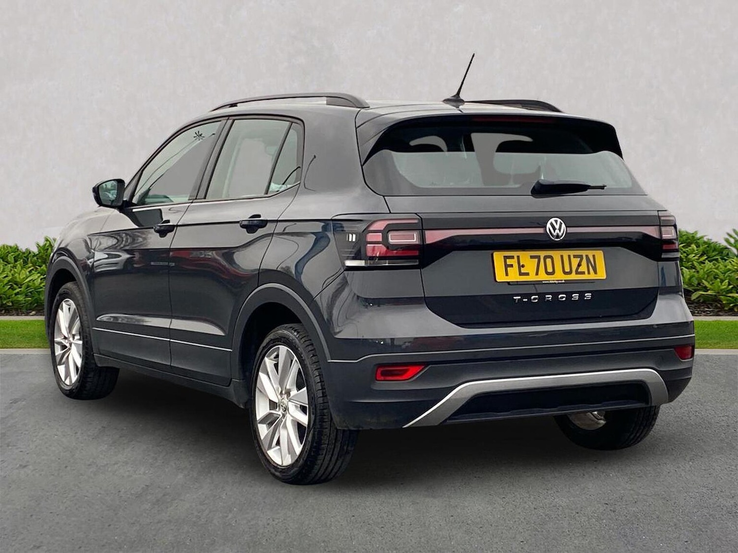 Used Volkswagen T-Cross 2020 for sale - 77775180: Photo 2