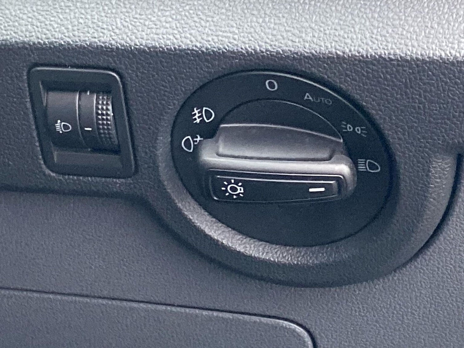 Used Volkswagen T-Cross 2020 for sale - 77775180: Photo 22