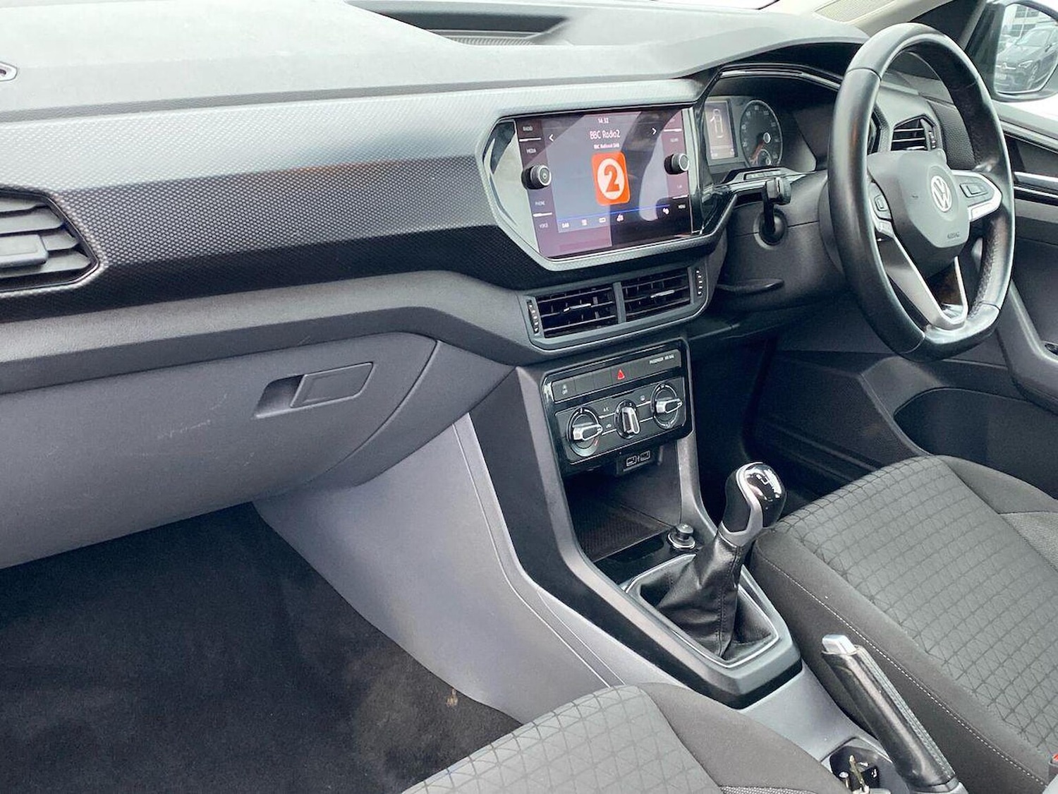 Used Volkswagen T-Cross 2020 for sale - 77775180: Photo 7