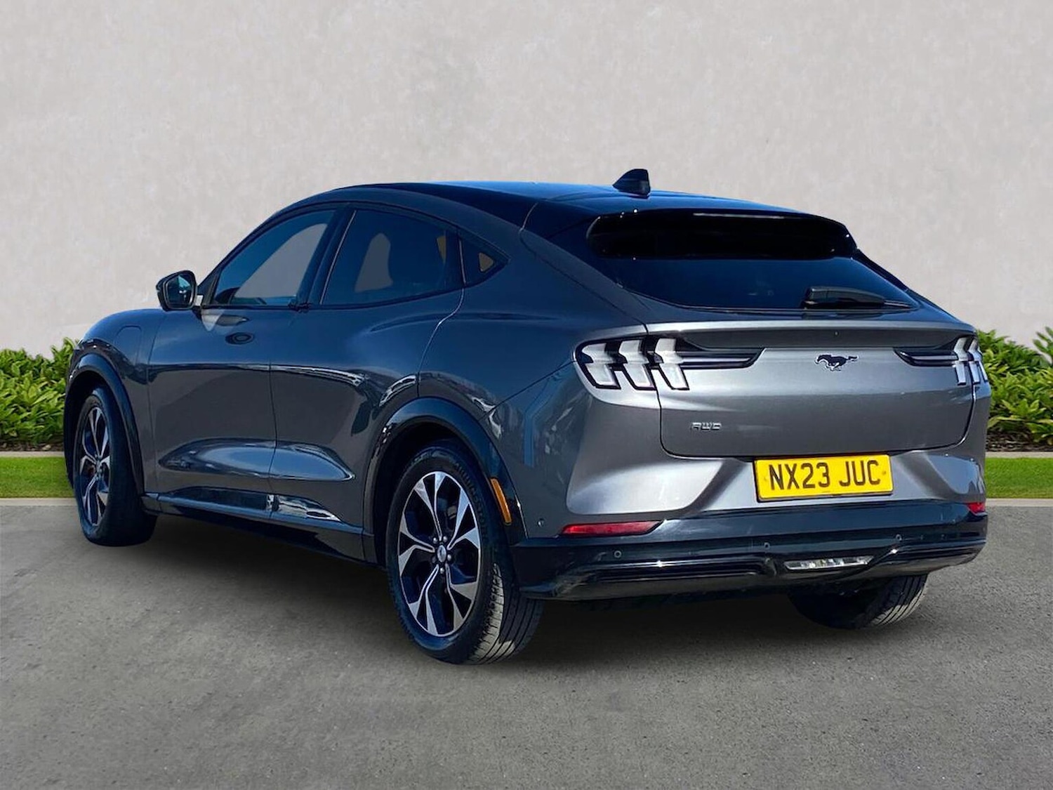 Used Ford Mustang Mach-E 2023 for sale - 78040551: Photo 2