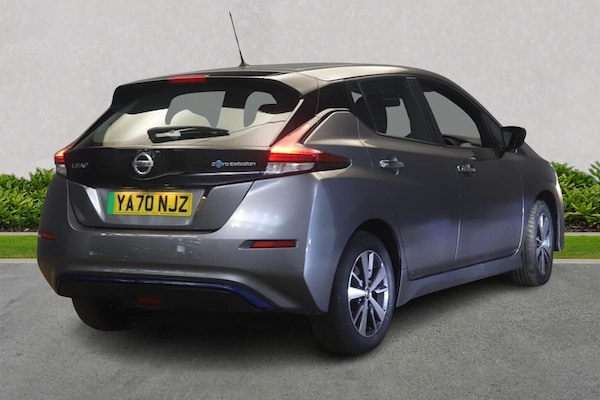 Used Nissan Leaf 2020 for sale - 76275126: Photo 2