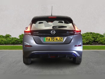 Used Nissan Leaf 2020 for sale - 76275126: Photo 4