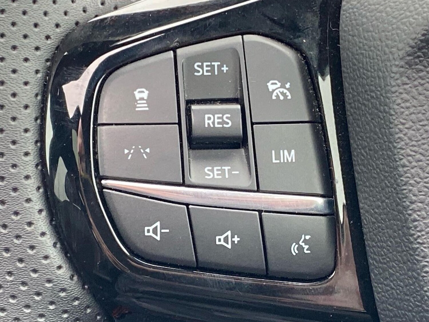 Used Ford Puma 2025 for sale - 78195128: Photo 28