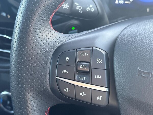 Used Ford Kuga 2023 for sale - 75744849: Photo 26