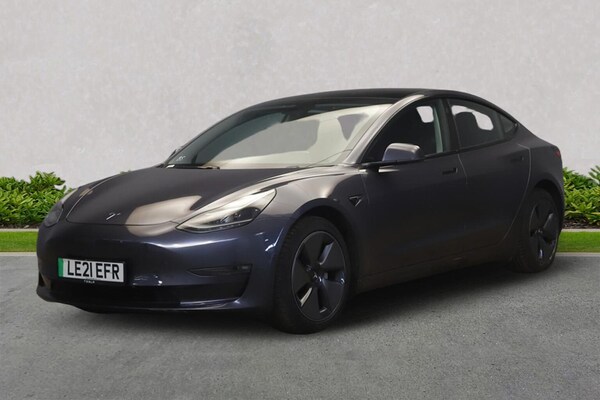 Used Tesla Model 3 2021 for sale - 76310107: Photo 2