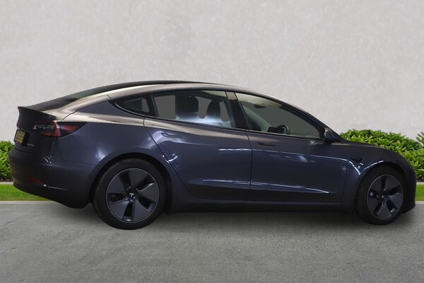 Used Tesla Model 3 2021 for sale - 76310107: Photo 3