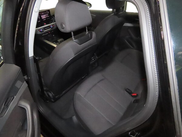 Used Audi A4 2023 for sale - 76231760: Photo 9