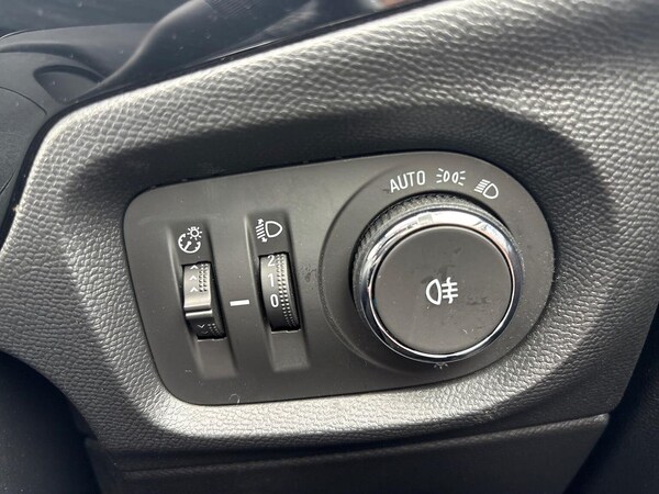 Used Vauxhall Corsa 2022 for sale - 76206028: Photo 22