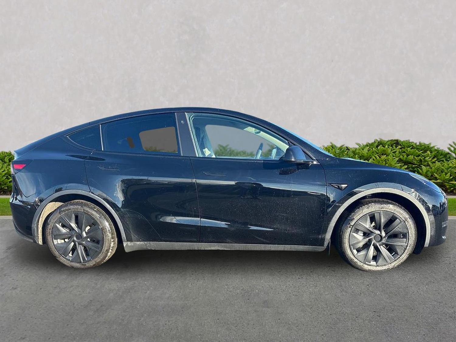 Used Tesla Model Y 2024 for sale - 76182503: Photo 3
