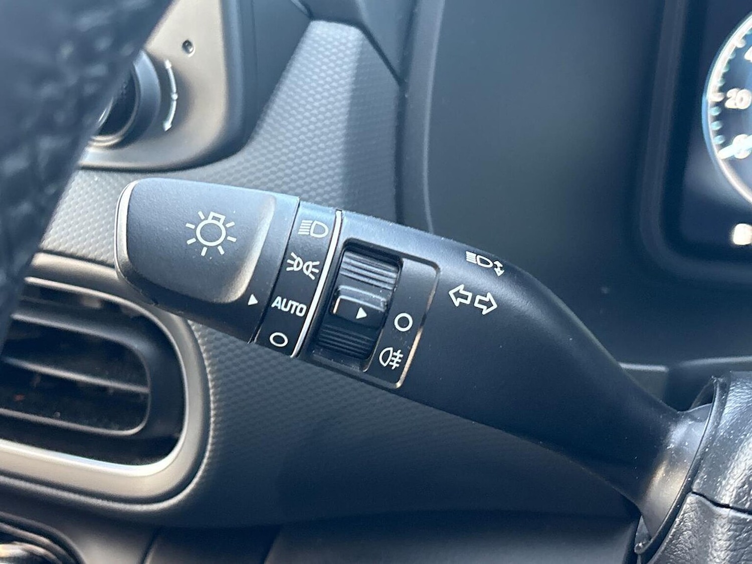 Used Hyundai KONA 2023 for sale - 76324664: Photo 28