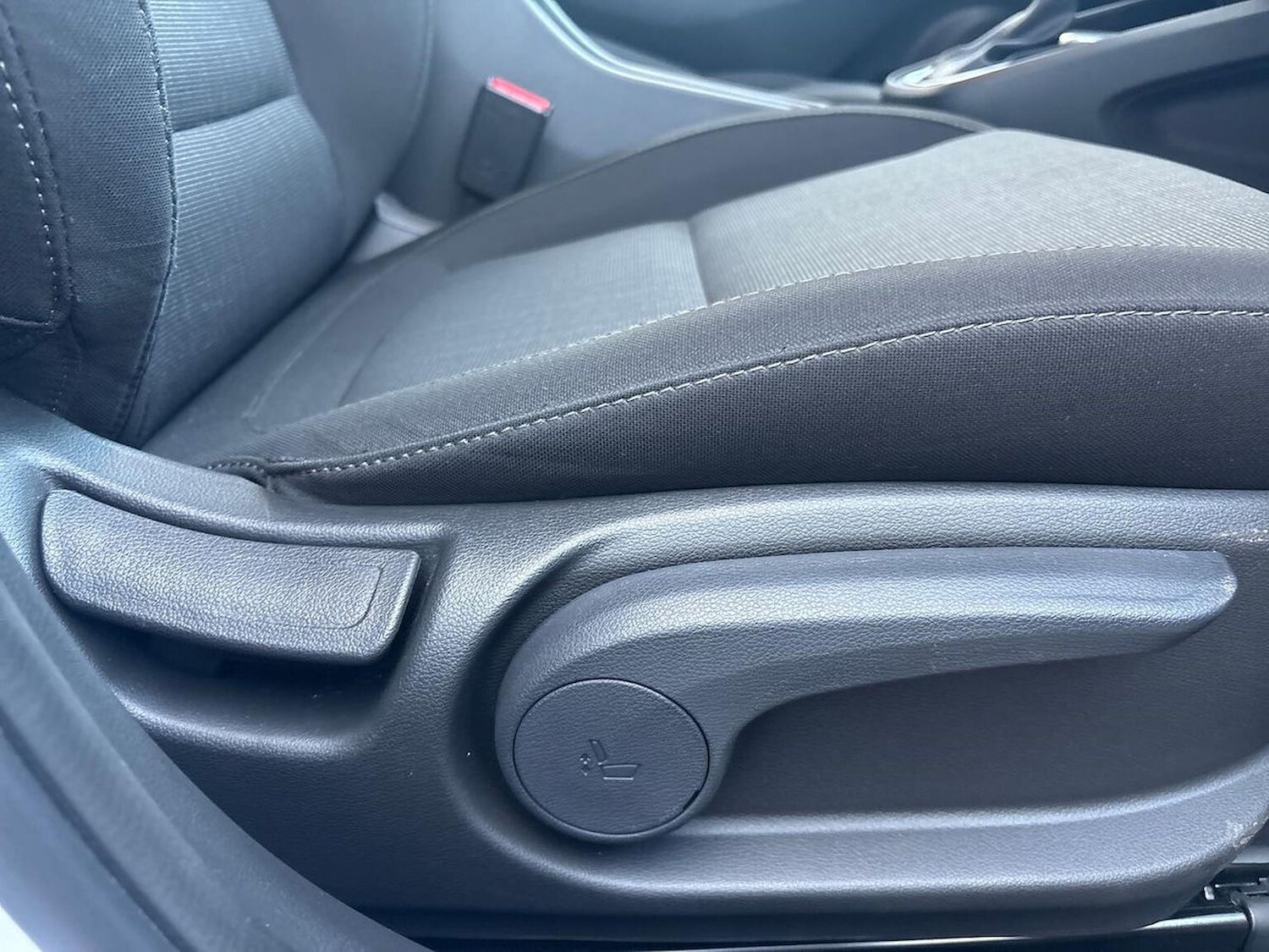 Used Hyundai KONA 2023 for sale - 76324664: Photo 30