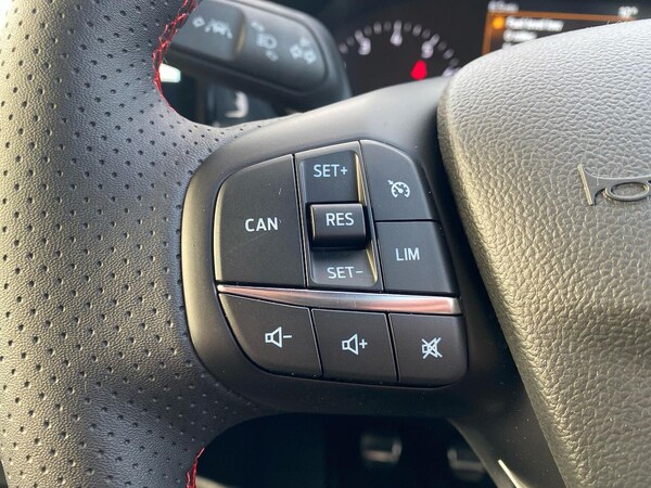 Used Ford Focus 2025 for sale - 76287266: Photo 26