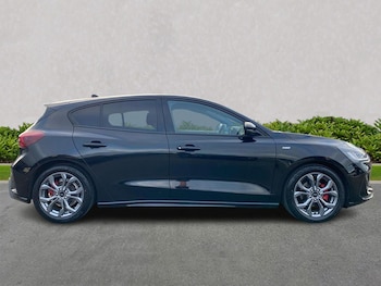 Used Ford Focus 2025 for sale - 76287266: Photo 3