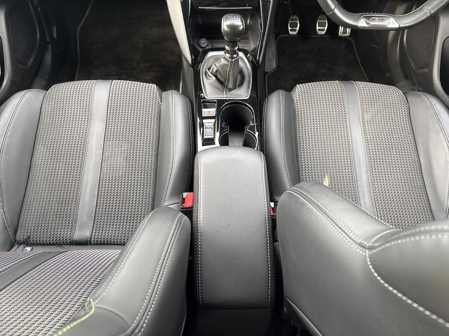 Used Peugeot 2008 2023 for sale - 76924637: Photo 13