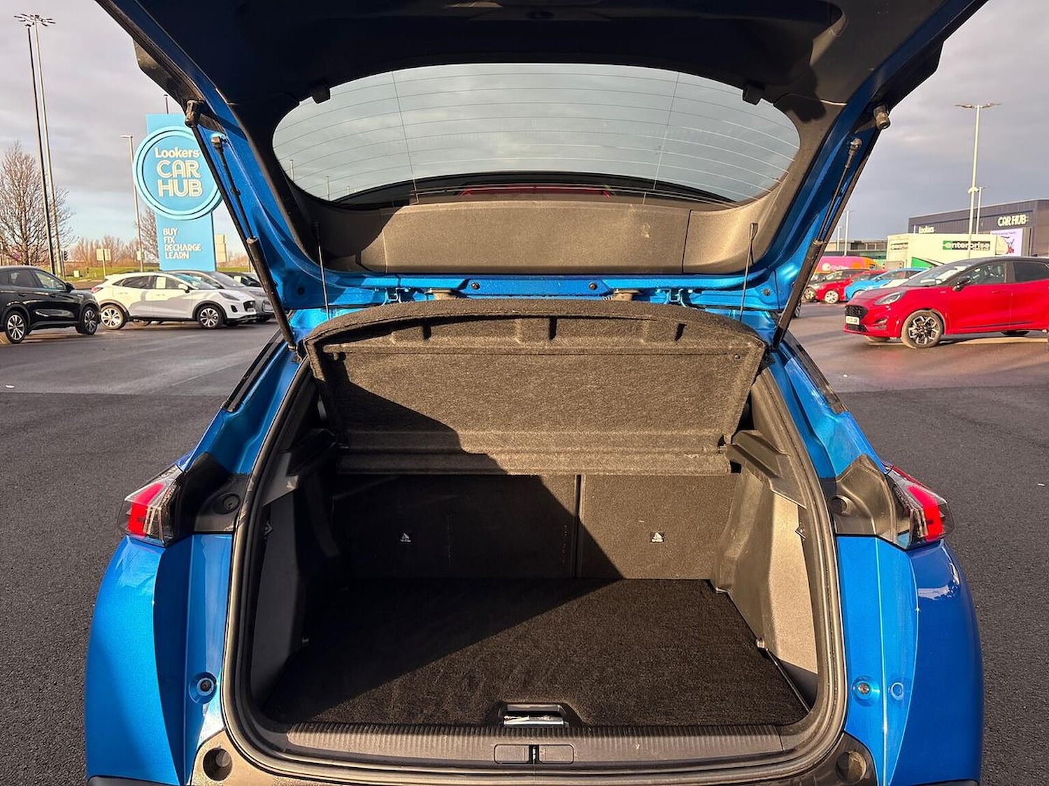 Used Peugeot 2008 2023 for sale - 76924637: Photo 17