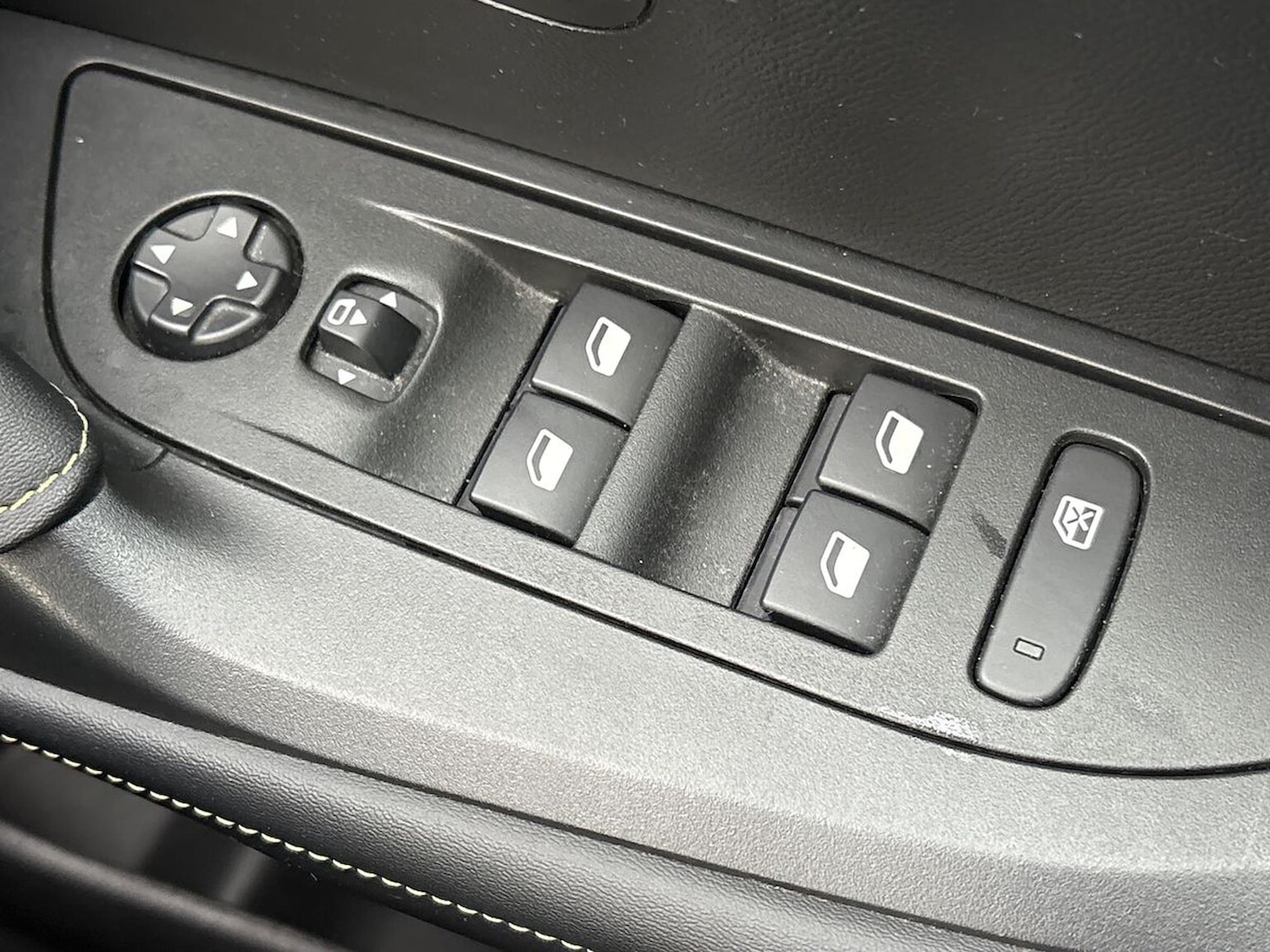 Used Peugeot 2008 2023 for sale - 76924637: Photo 21