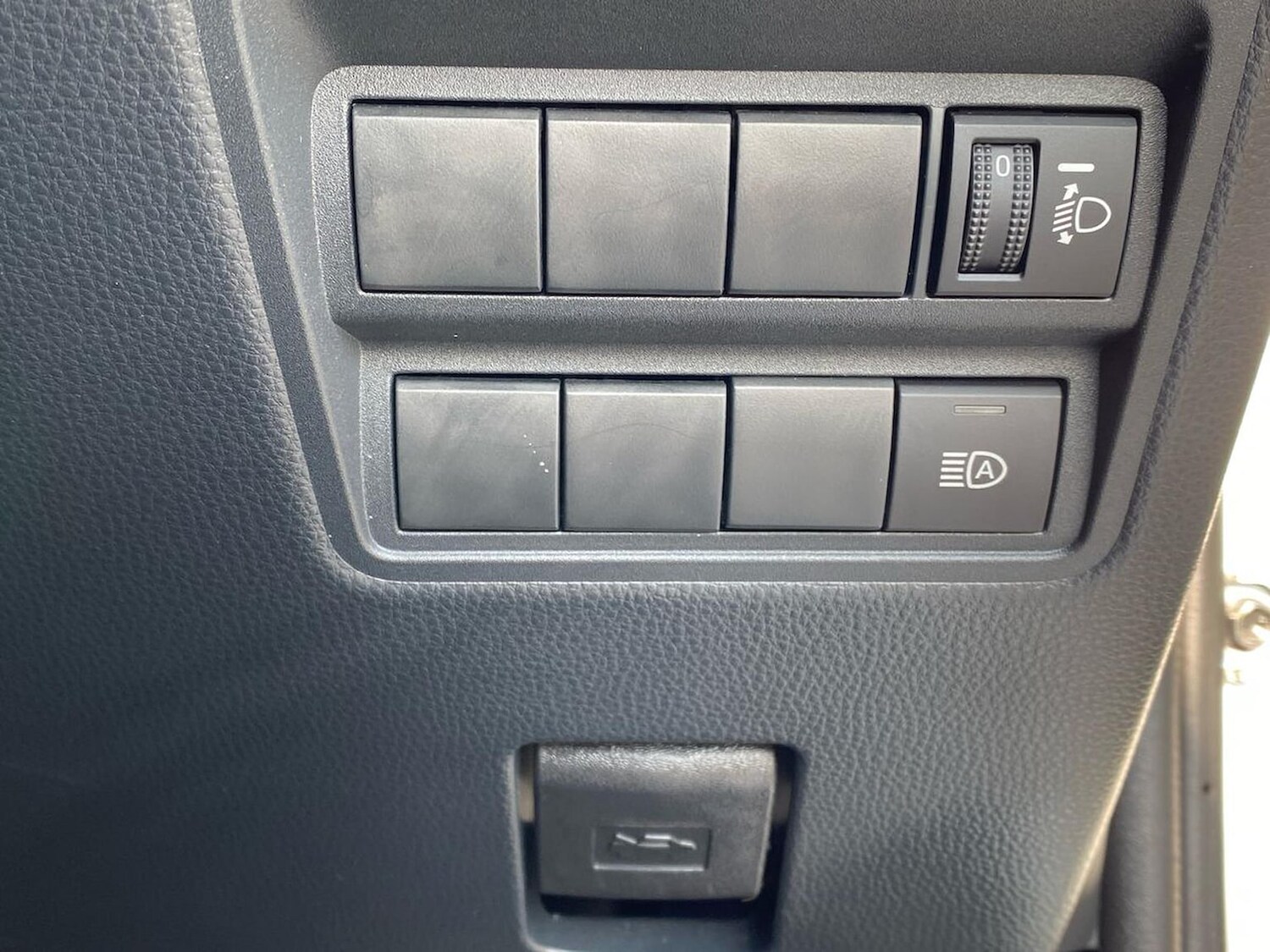 Used Toyota Yaris 2023 for sale - 78194655: Photo 24