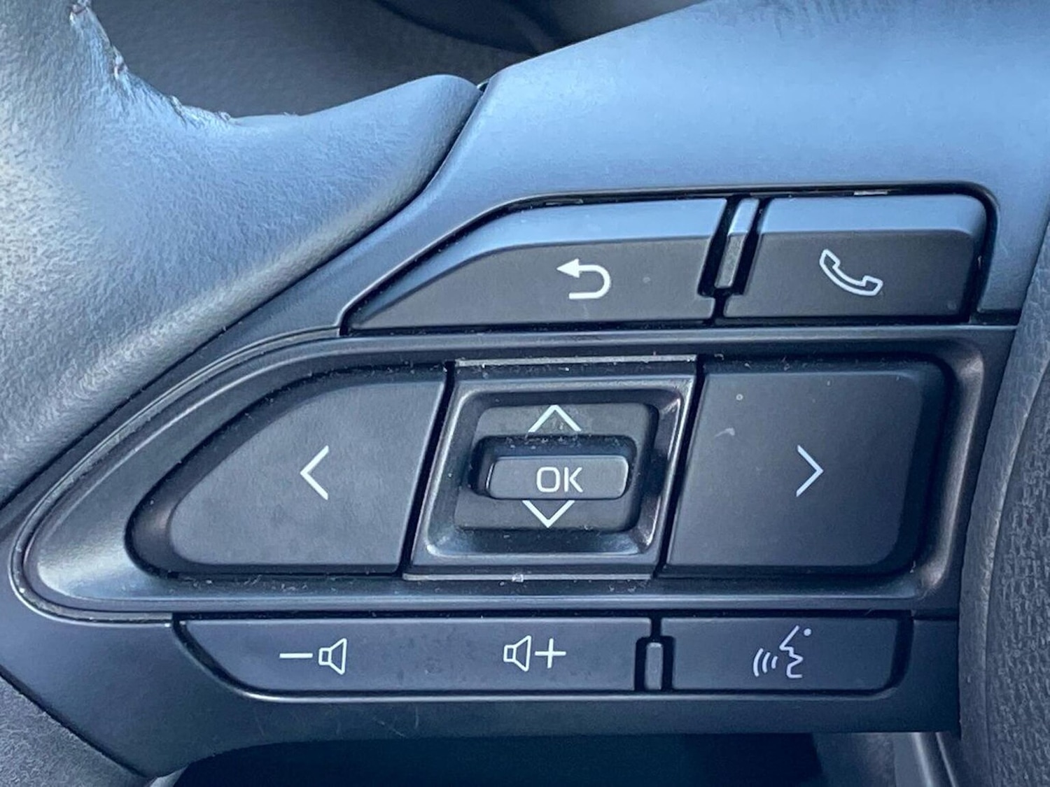 Used Toyota Yaris 2023 for sale - 78194655: Photo 28