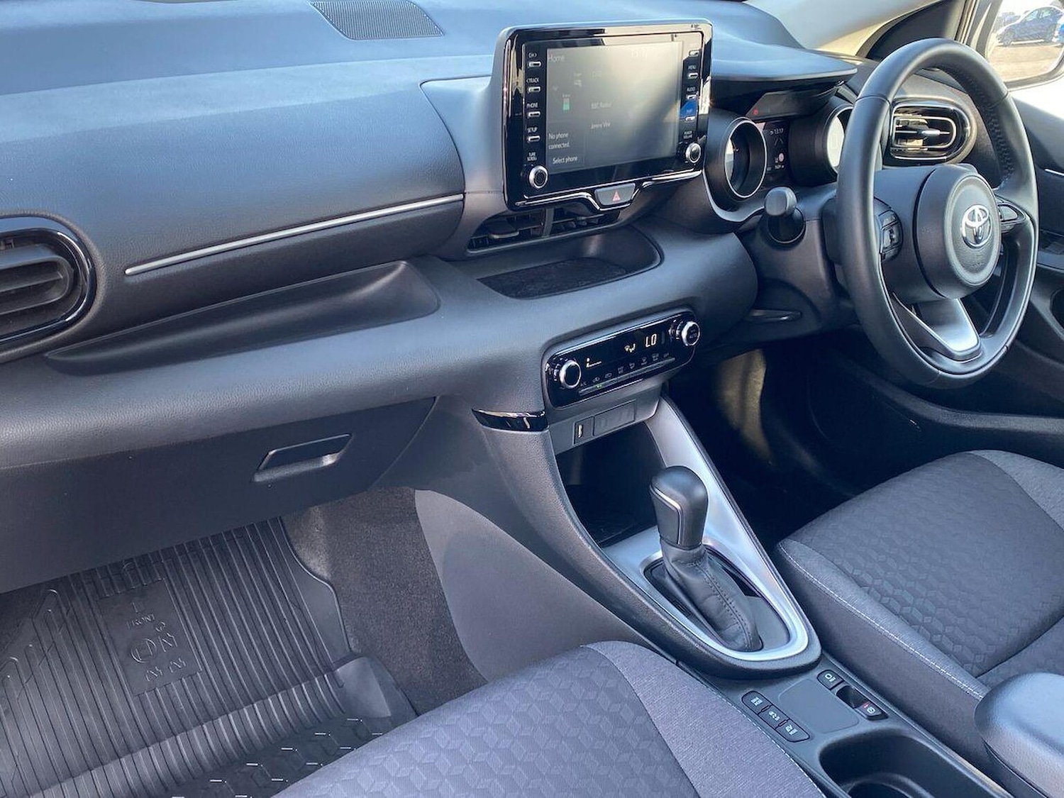 Used Toyota Yaris 2023 for sale - 78194655: Photo 9