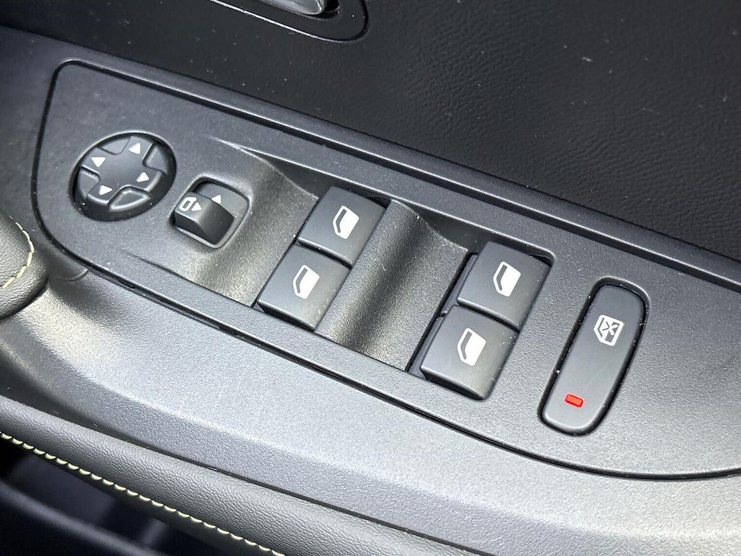 Used Peugeot 2008 2024 for sale - 76809398: Photo 21