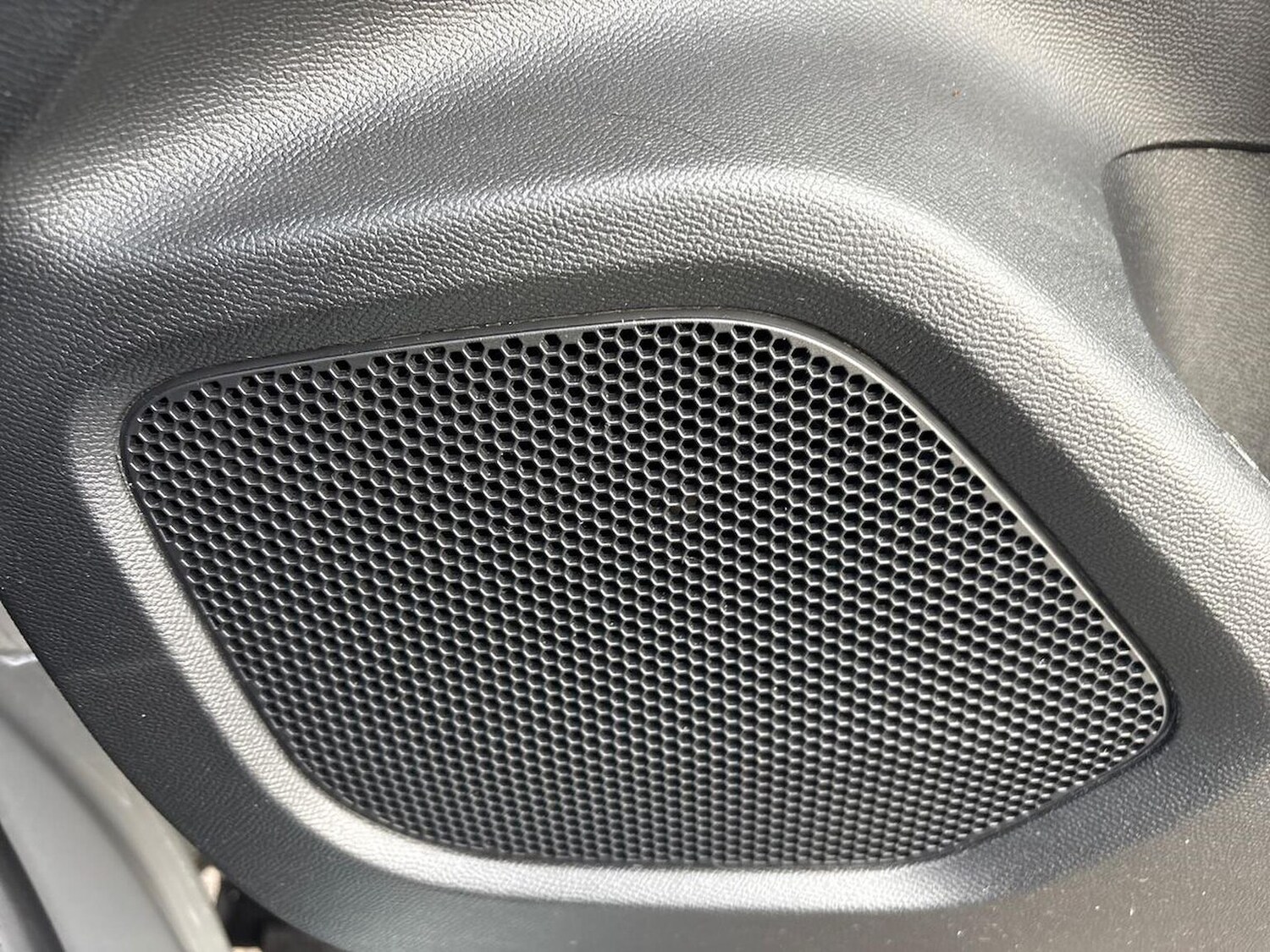 Used Peugeot 2008 2024 for sale - 76809398: Photo 31