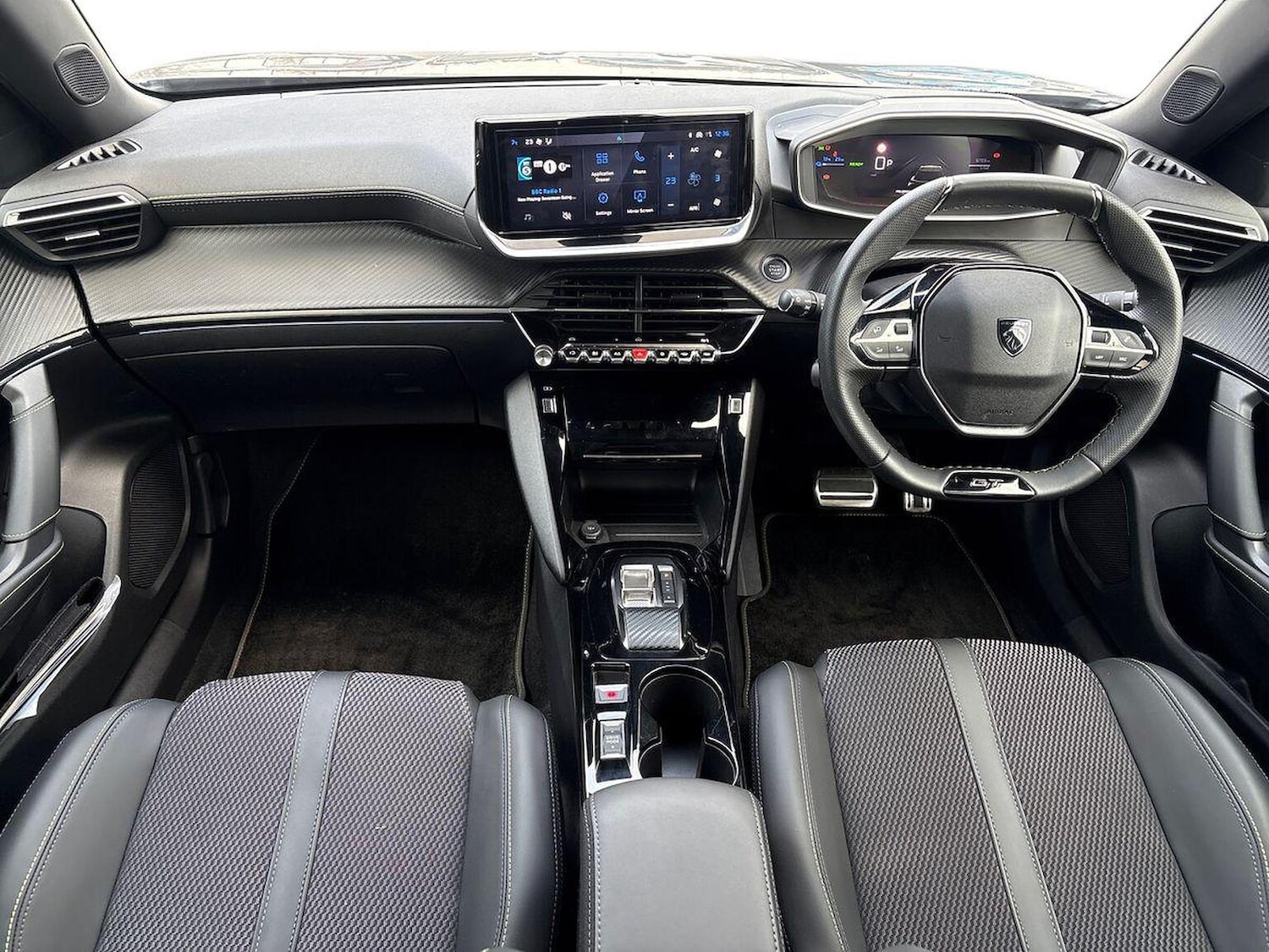 Used Peugeot 2008 2024 for sale - 76809398: Photo 8