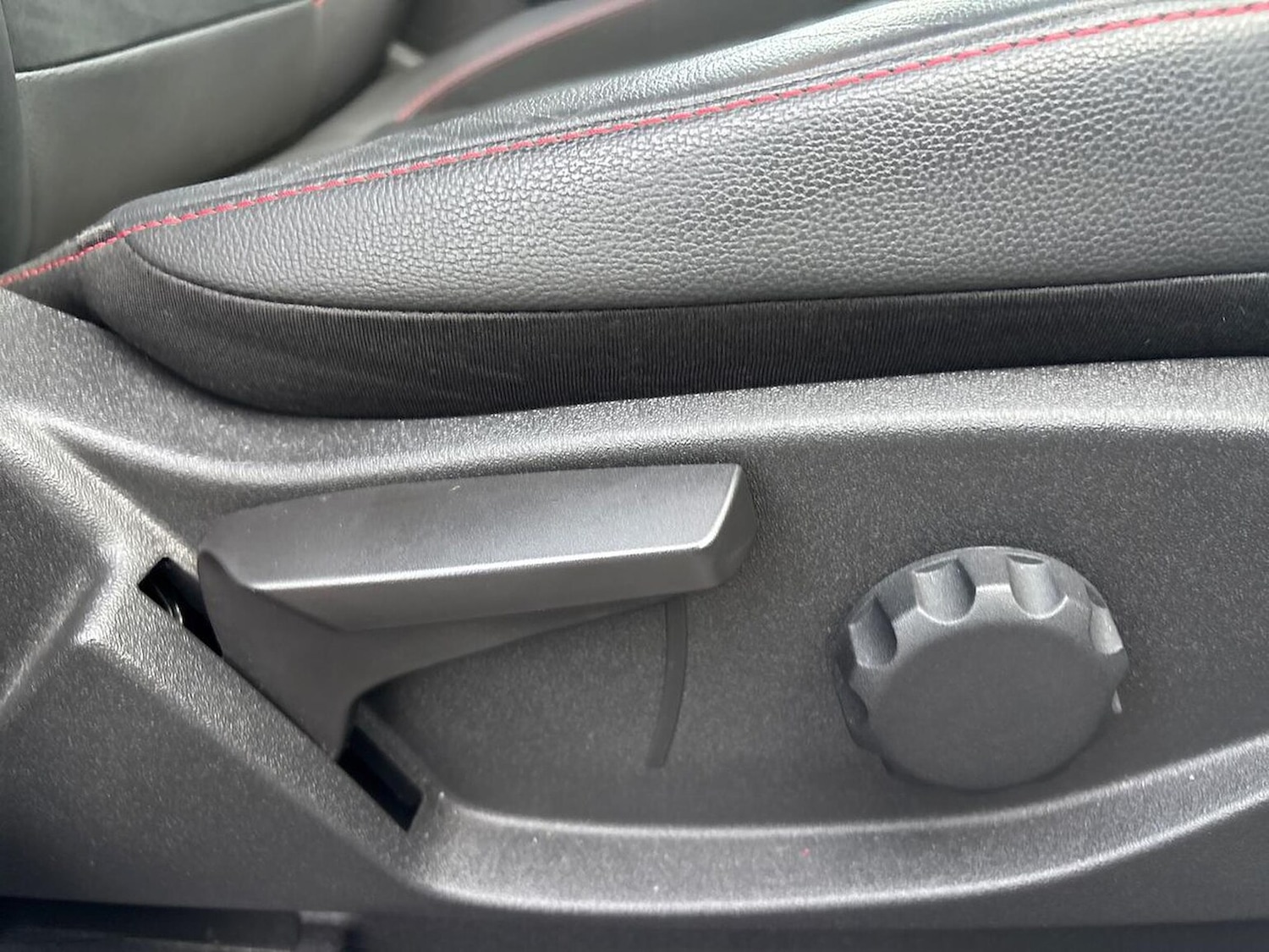 Used Ford Kuga 2019 for sale - 76845232: Photo 30