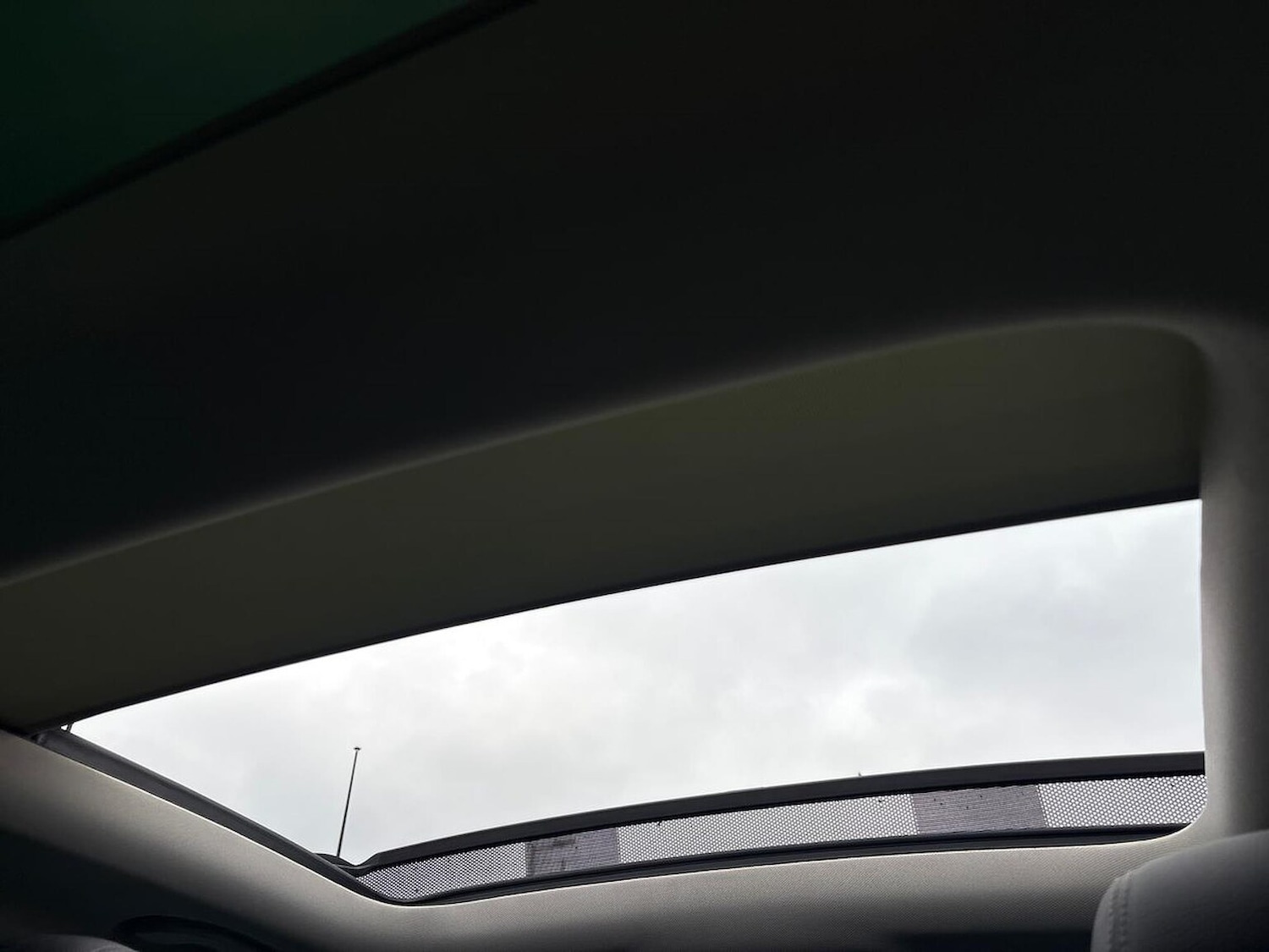 Used Mercedes-Benz C Class 2019 for sale - 77024279: Photo 33