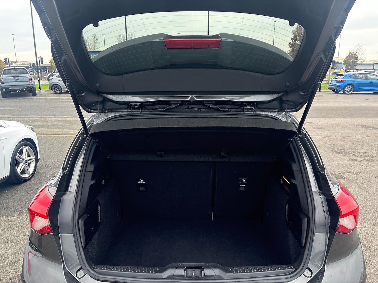 Used Ford Focus 2020 for sale - 76497303: Photo 17