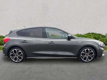 Used Ford Focus 2020 for sale - 76497303: Photo