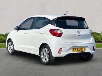 Used Hyundai i10 2023 for sale - 79519421: Photo